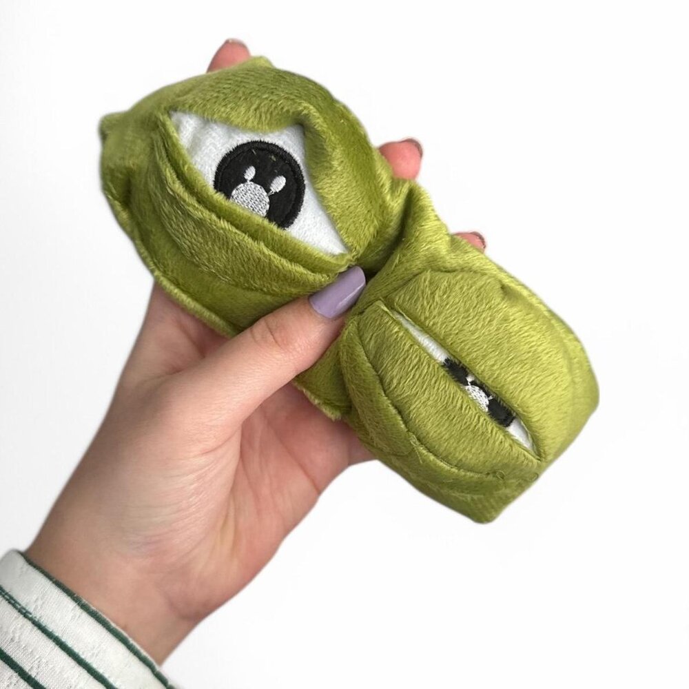 Funny Cartoon Frog Plush Soft & comfortable green sleeping eye mask NEW - Picture 2 of 5